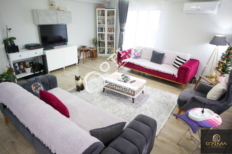 OPİMA EMLAKTAN ALAETTİN MAHALLESİNDE MASRAFSIZ 2 YAŞINDA 2+1 SATILIK DAİRE 