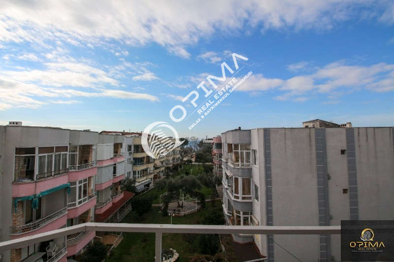 OPİMA EMLAK'TAN SAHİL MAHALLESİNDE NEZİH SİTE İ&Ccedil;ERİSİNDE SATILIK 2+1 DAİRE