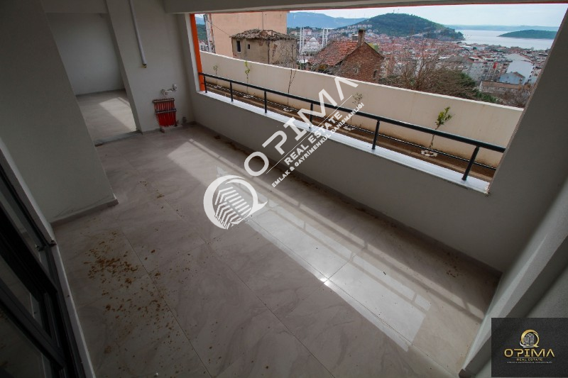 OPİMA EMLAK'TAN ALAETTİN MAHALLESİNDE NEZİH SİTE İ&Ccedil;ERİSİNDE SIFIR YAŞINDA SATILIK 3+1 DAİRE