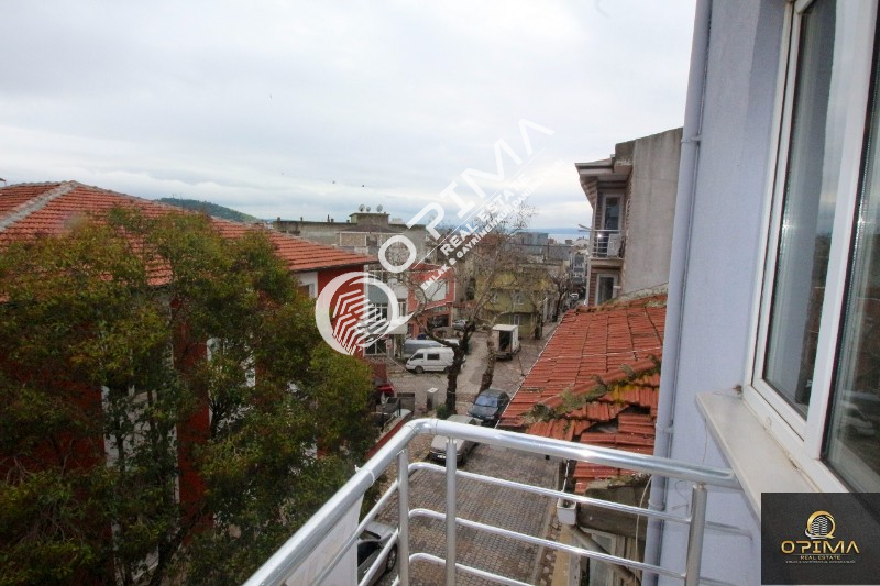 OPİMA EMLAKT'AN ATAT&Uuml;RK MAHALLESİNDE MERKEZE YAKIN KONUMDA 3+1 KİRALIK DAİRE