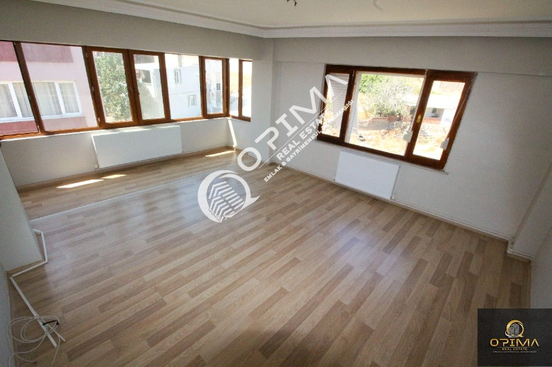 OPİMA EMLAK'TAN ALAETTİN MAHALLESİNDE TADİLATI YAPILMIŞ 2+1 KİRALIK DAİRE