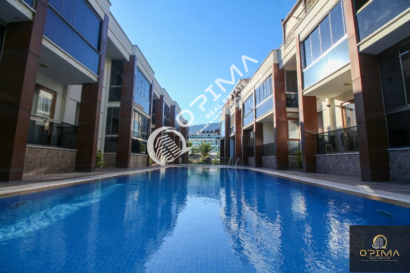 OPİMA EMLAK'TAN OCAKLAR MAHALLESİNDE HAVUZLU SİTE İ&Ccedil;ERİSİNDE SATILIK 2+1 DAİRE